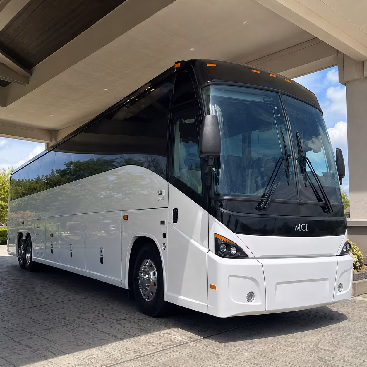 book the perfect ride for your next airport transfer 1