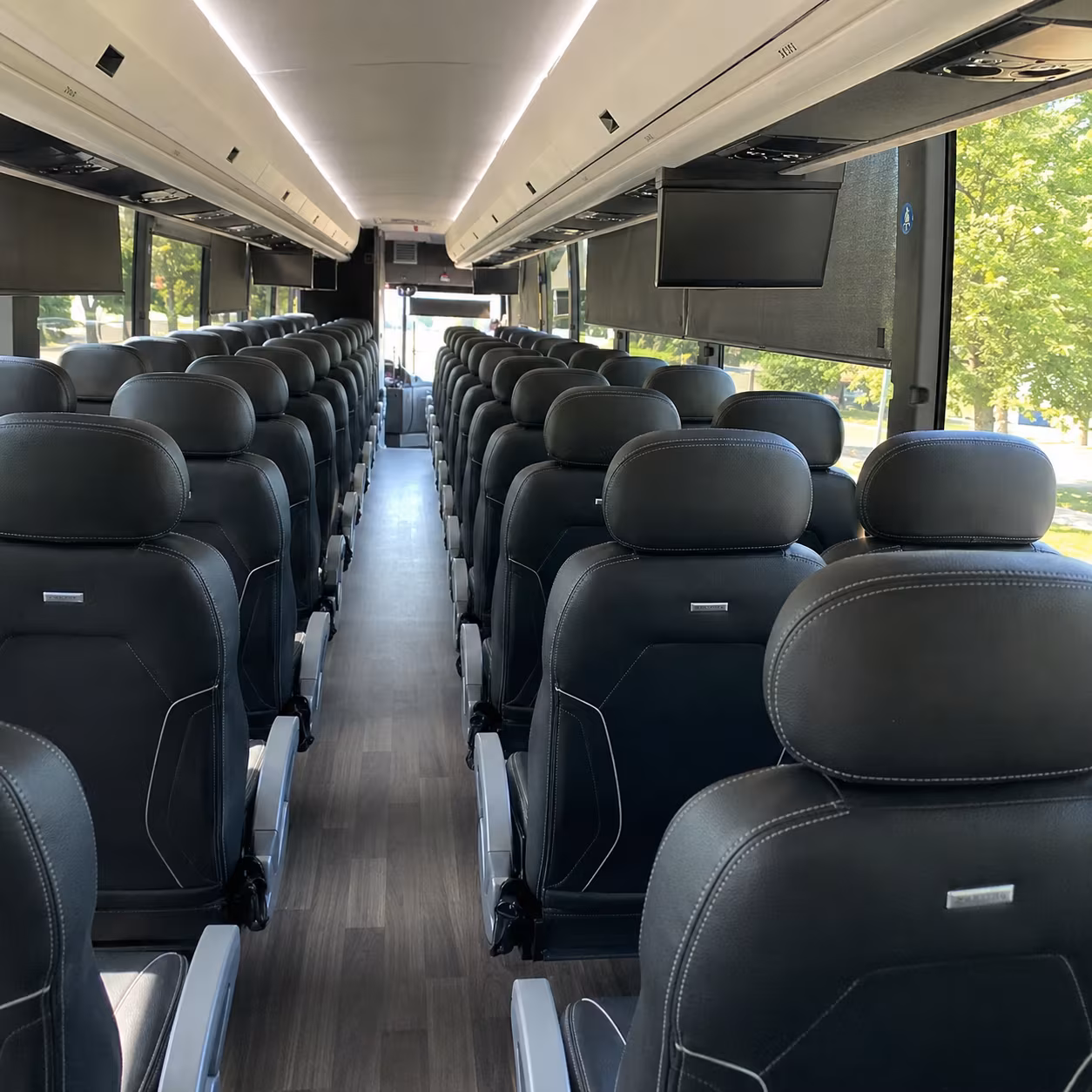 book the perfect ride for your next airport transfer 2