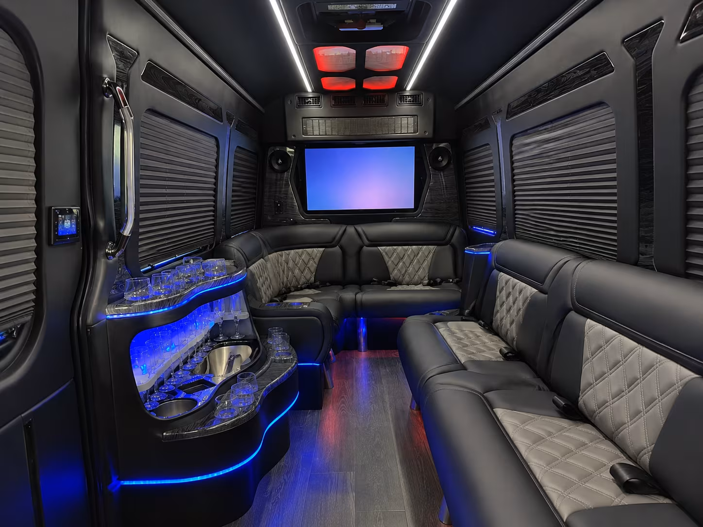 book the perfect ride for your next airport transfer 4