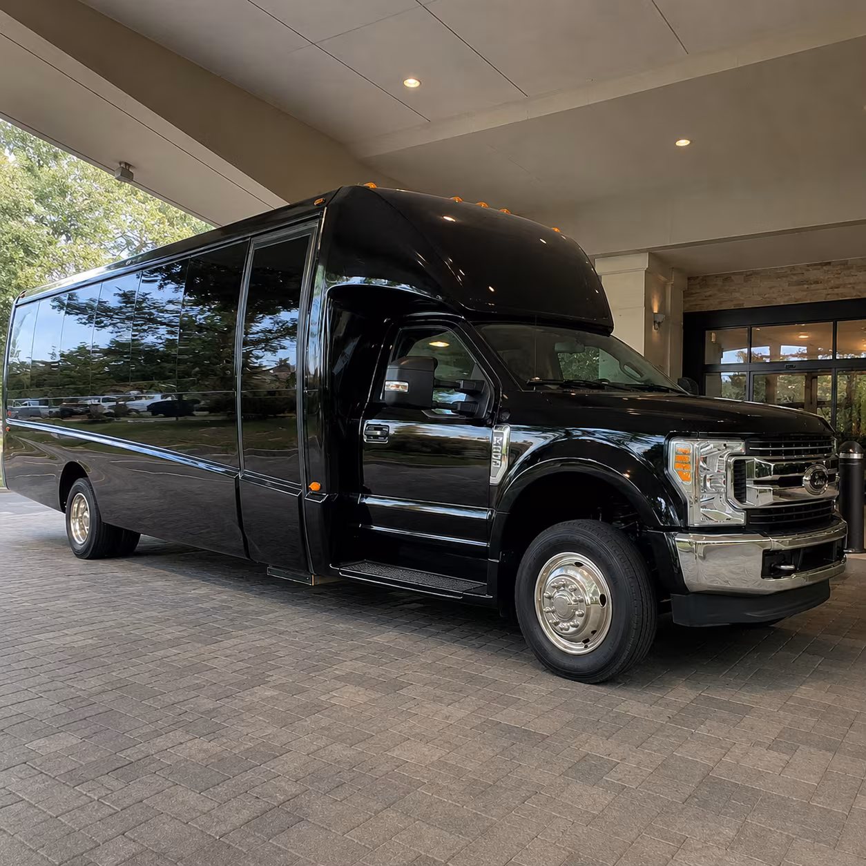 book the perfect ride for your next wine tour 1