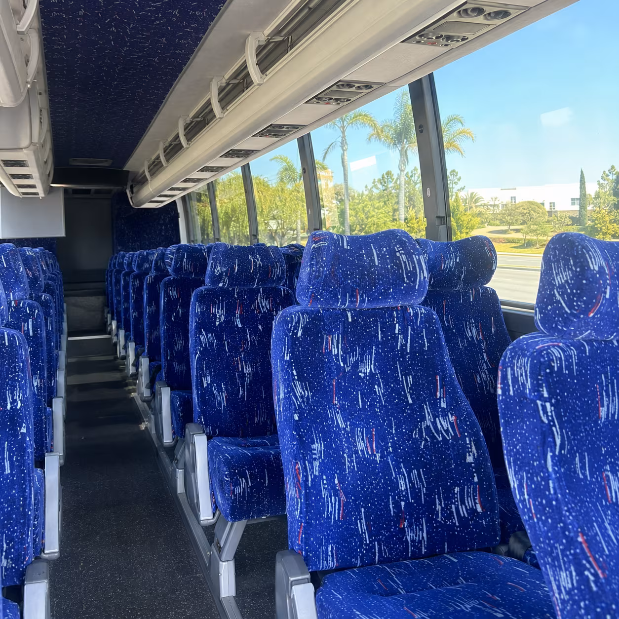 charter buses for charlotte area zoo and wildlife field trips