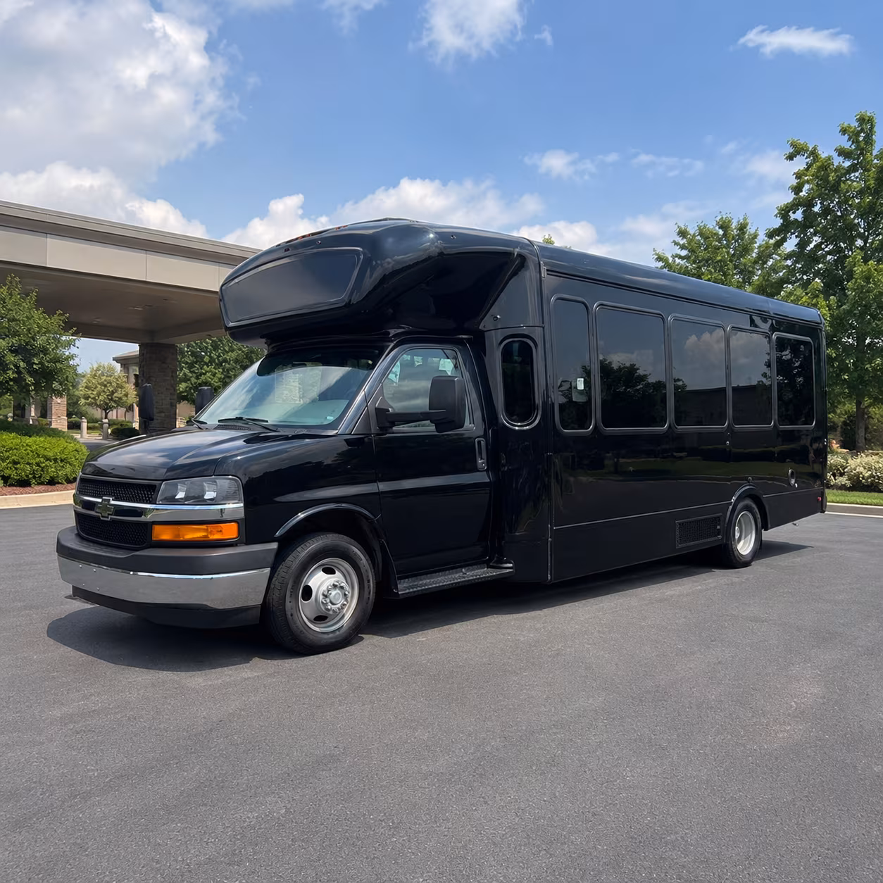 party buses to truliant amphitheater for summer amphitheater nights
